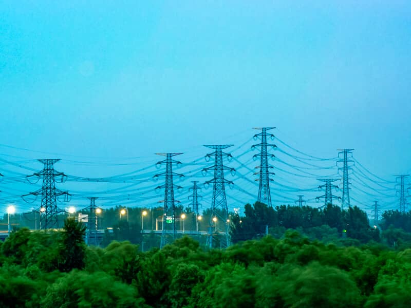 輸電鐵塔
